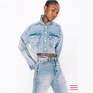 BDG Cropped Denim Trucker Jacket